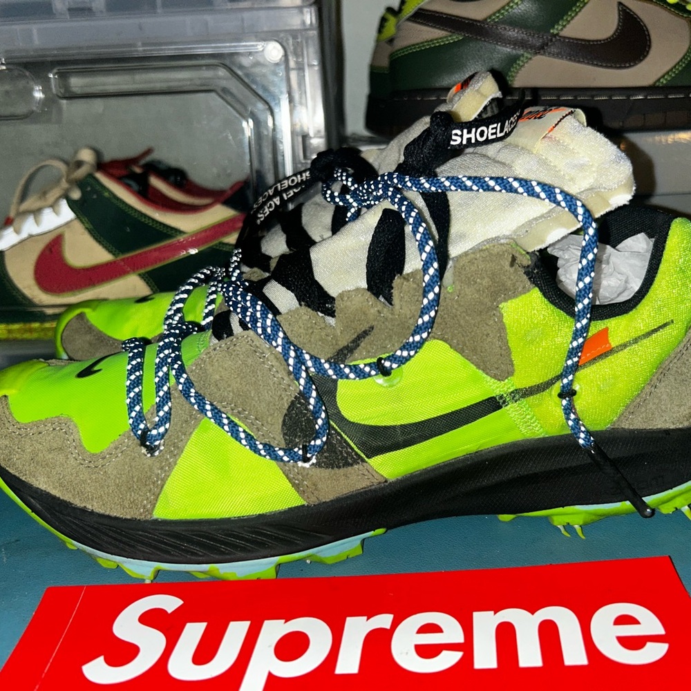 Nike OFF-WHITE terra Kiger 5 (men’s size 10) with box